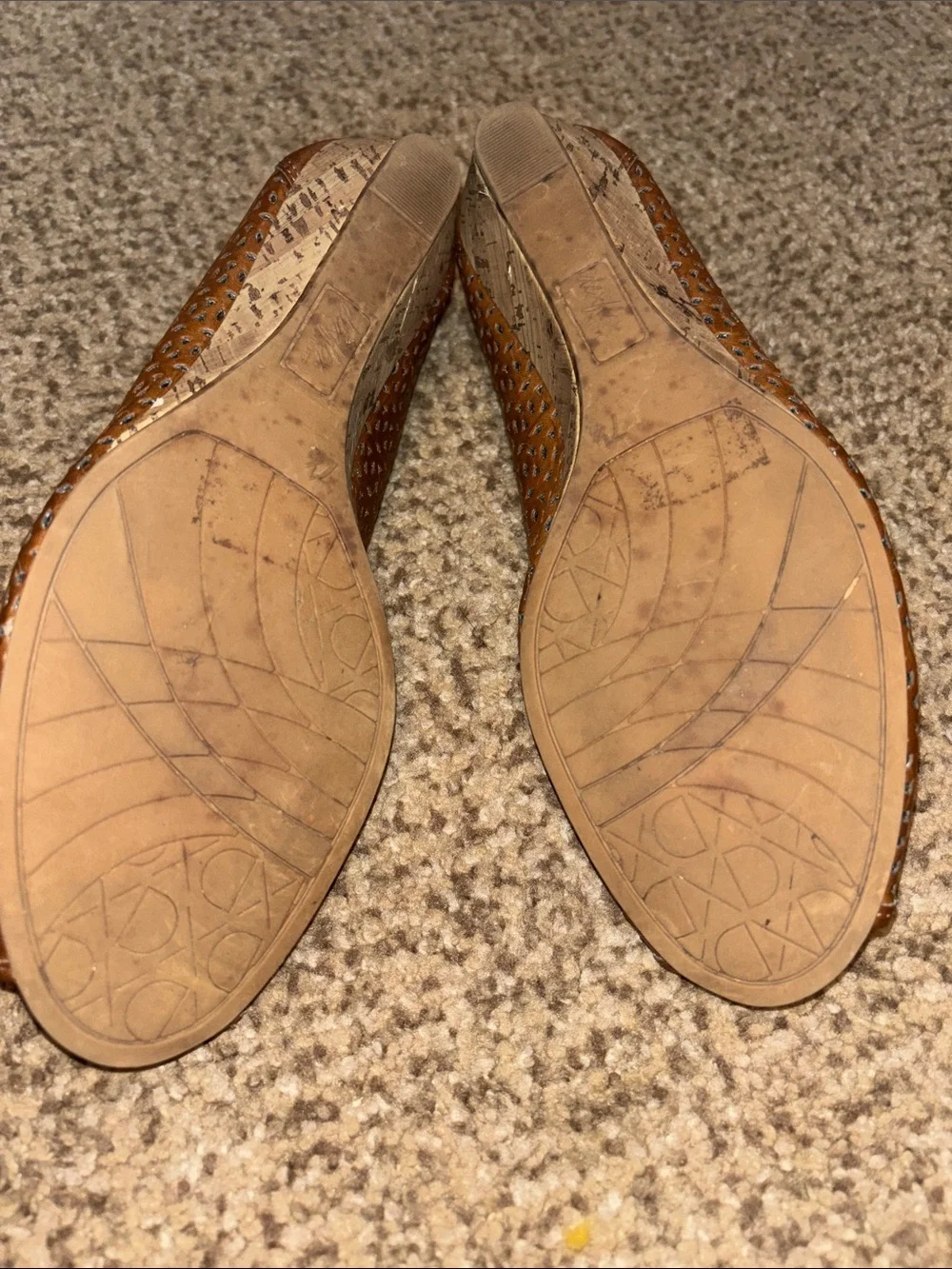 dexflex comfort Brown Peep-Toe Laser-Cut Wedges